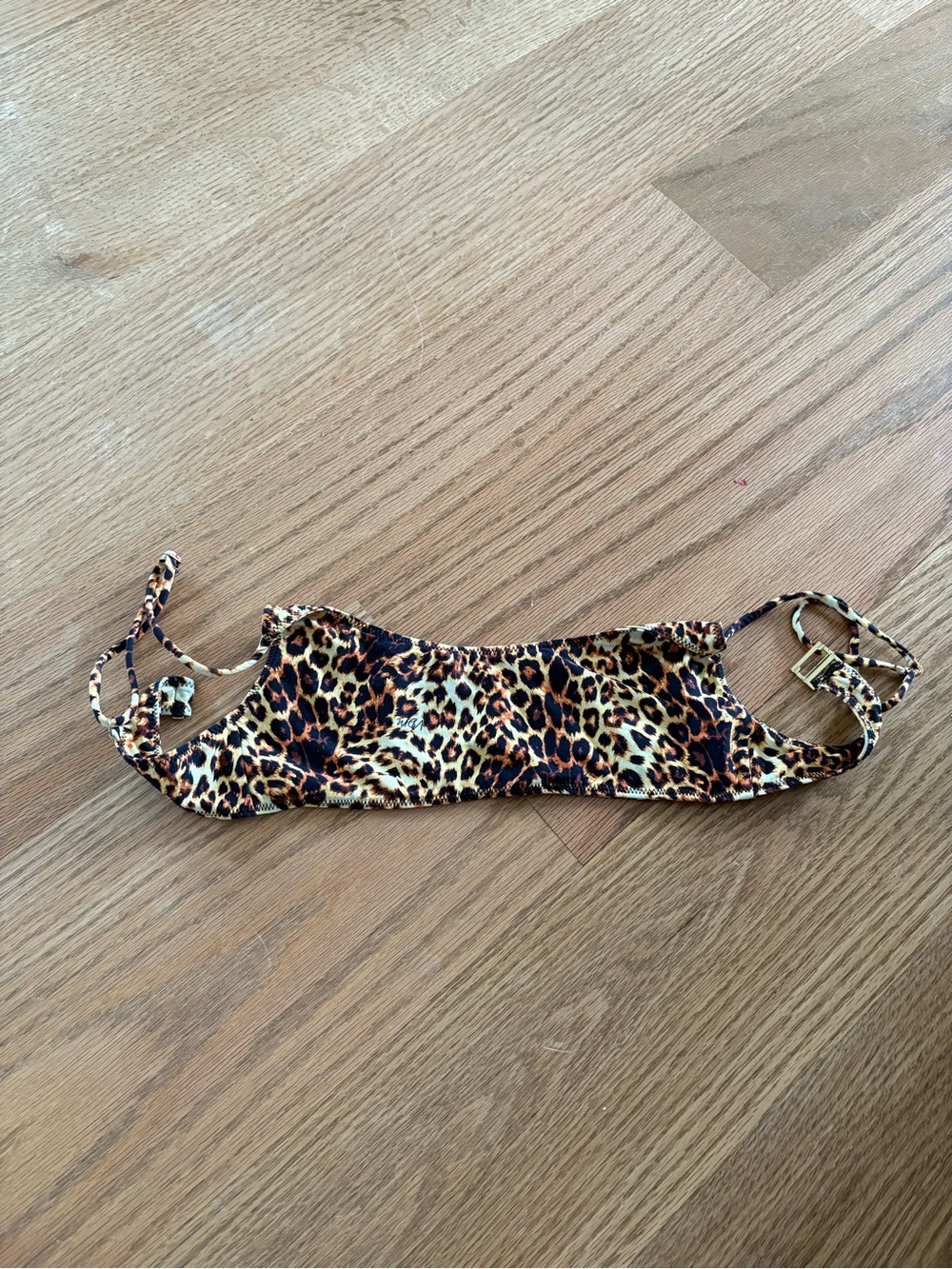 VDM cheetah bikini top